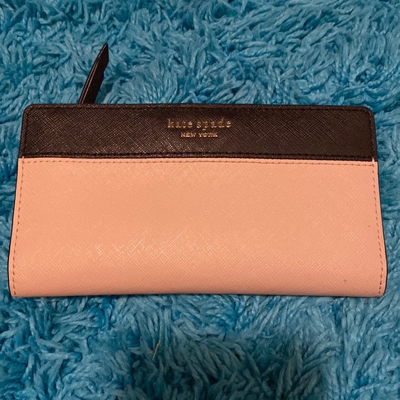 kate spade Handbags - Kate spade bifold wallet